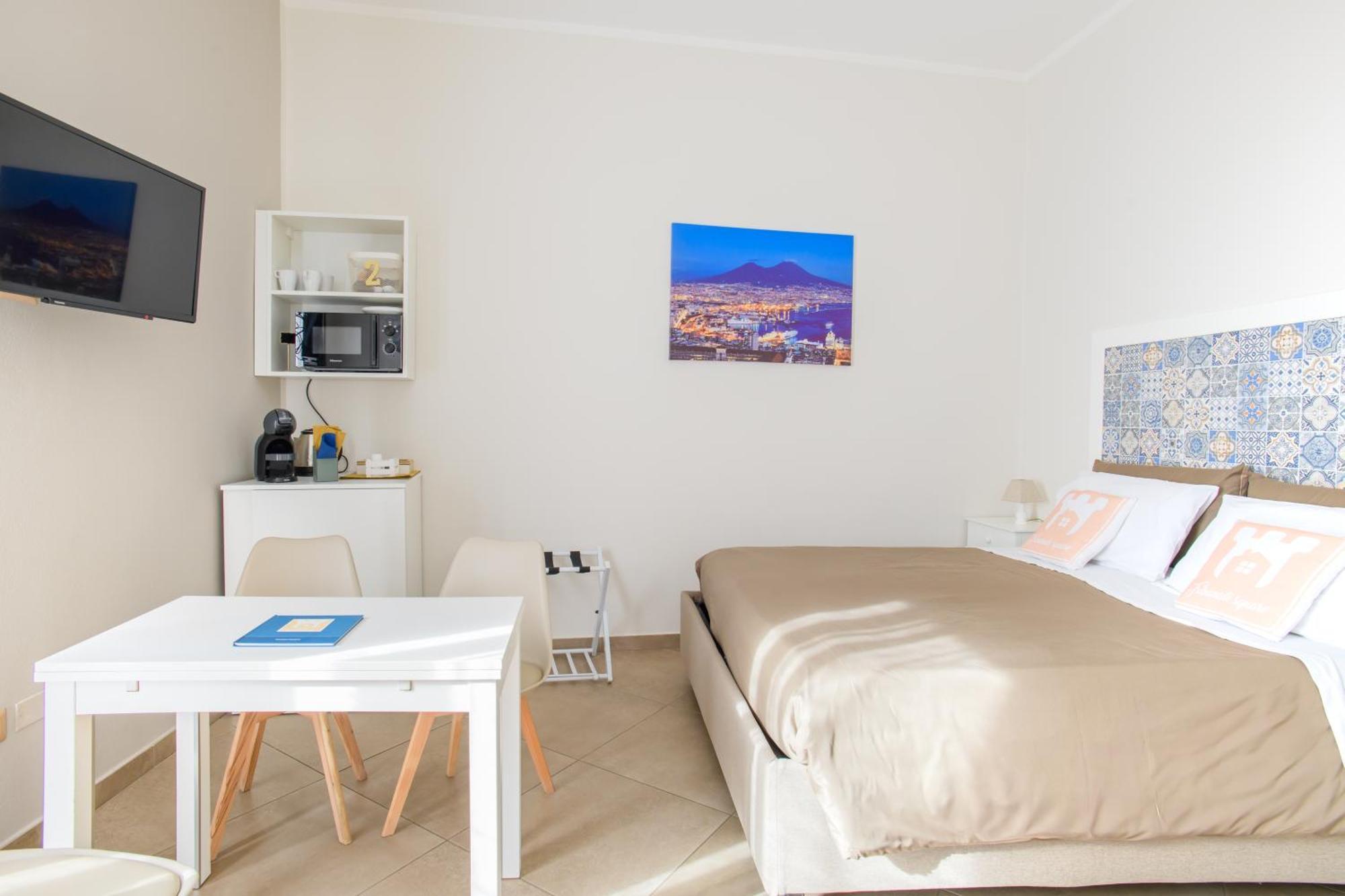 Tinellari Rooms Naples Exterior photo