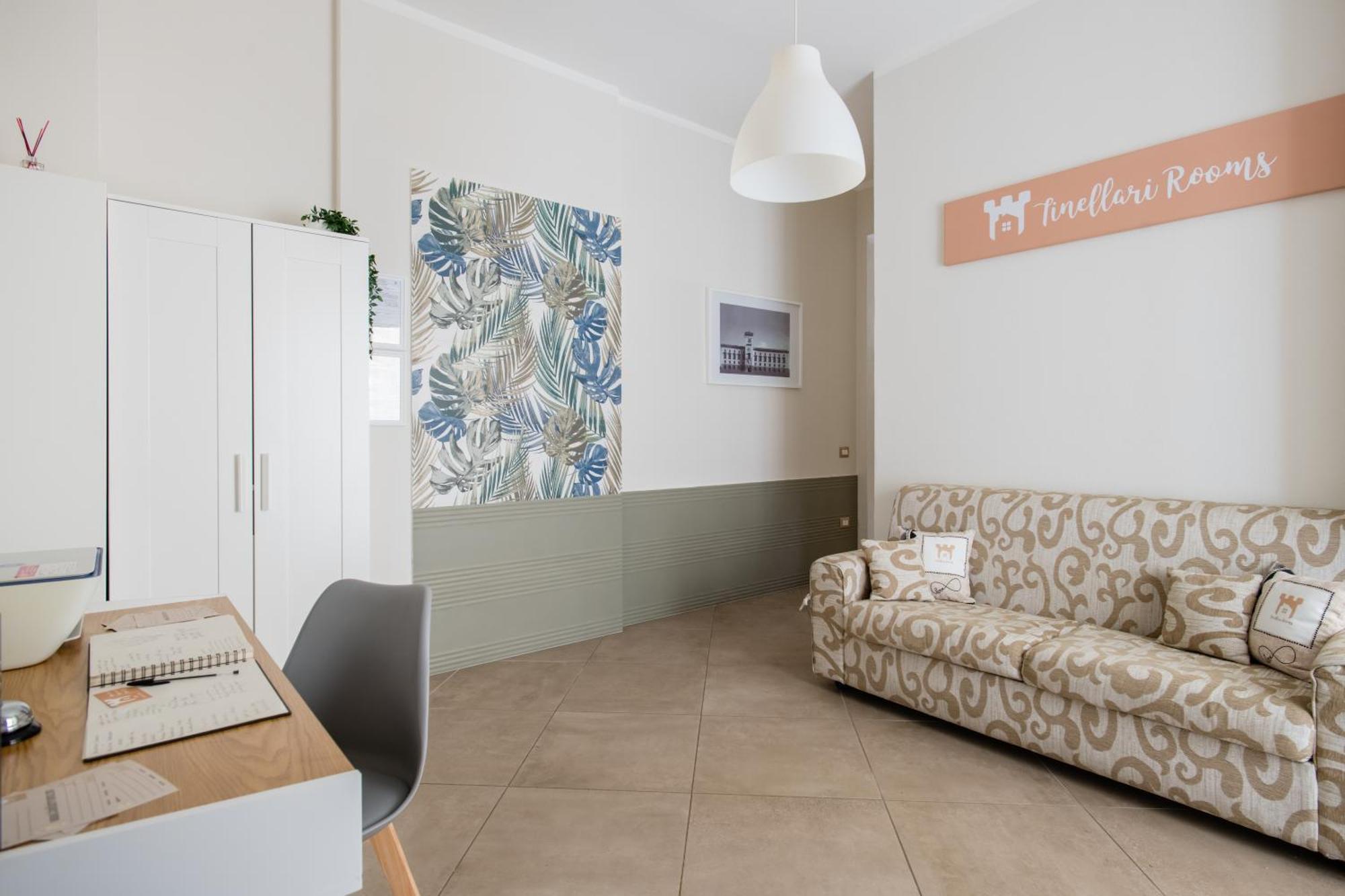 Tinellari Rooms Naples Exterior photo