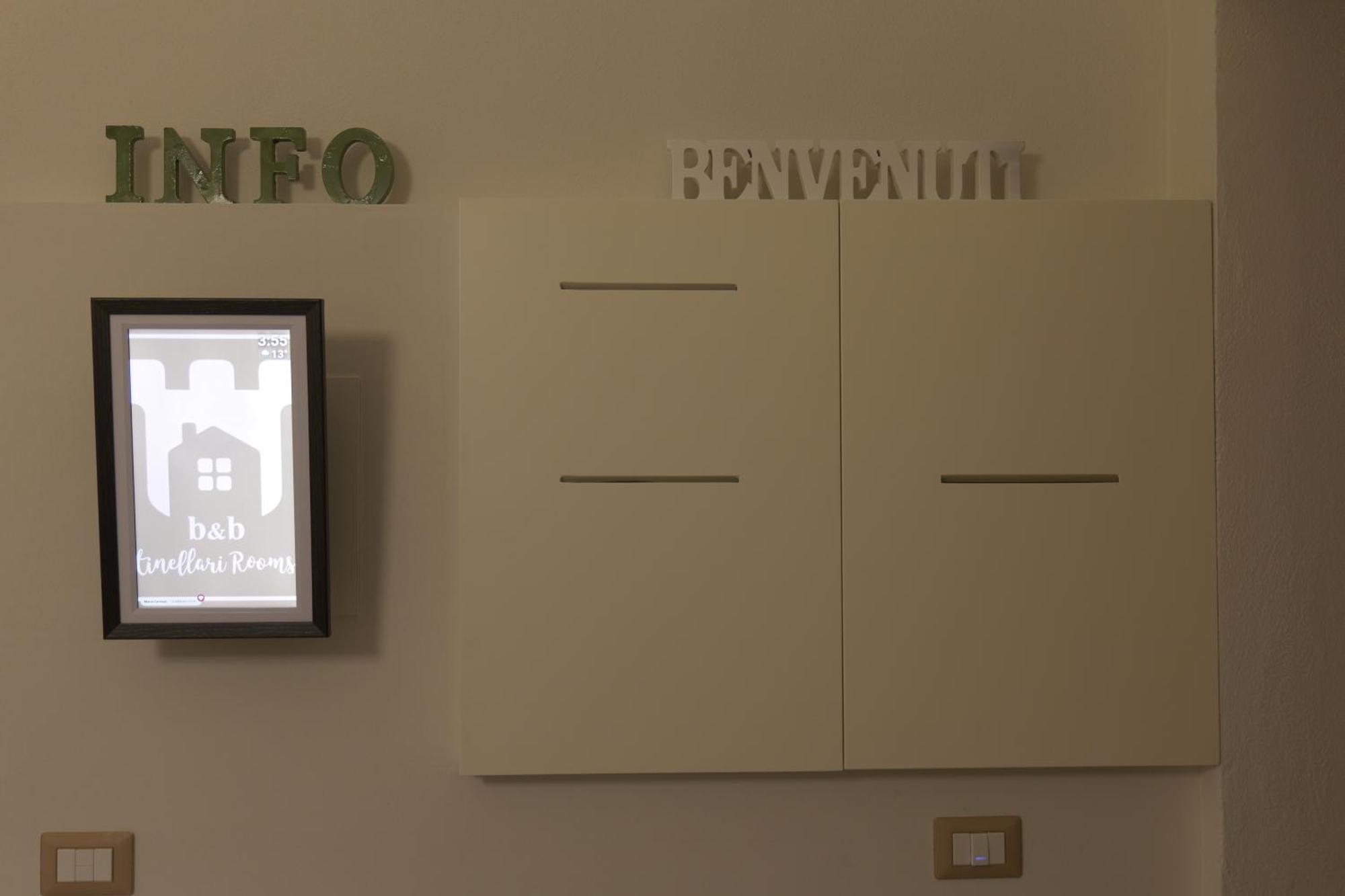 Tinellari Rooms Naples Exterior photo
